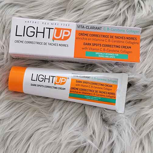 116- light up tube corrective cream - Secret de femmes lajosi